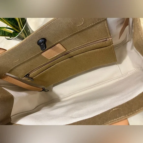 NWOT LONGCHAMP Handbag - Picture 6 of 9